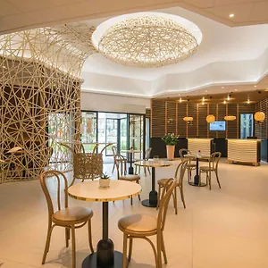 Novotel Arenas Aeroport **** Nizza